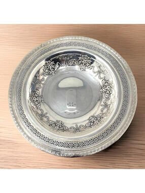 Vintage International Silver Company Silverplate No. 148 Handcrafted EUC
